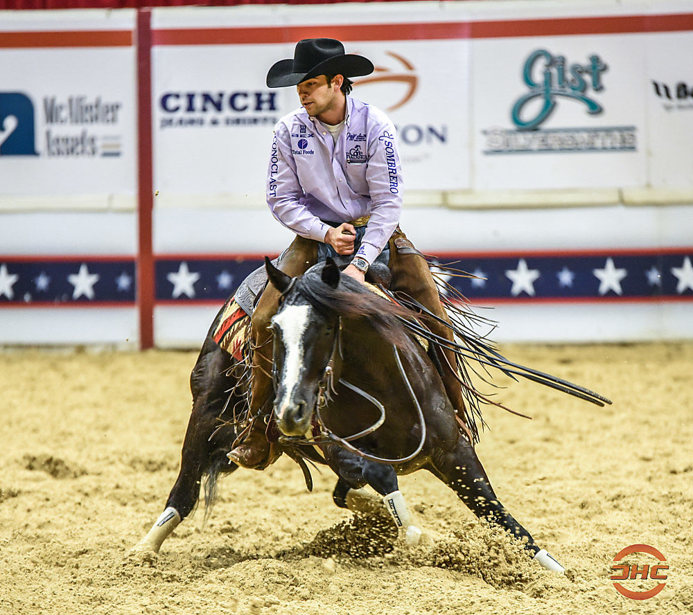 Adan Banuelos : Performance Horse Central